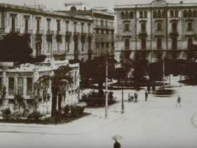 Ma tantissimi sono gli edifici meno conosciuti che hanno avuto un simile destino. Iniziamo da piazza Moro, anzi piazza Roma, come era chiamata ai primi del 900. Nella piccola piazzetta alberata davanti all�attuale sede delle Ferrovie del nord barese, sorgeva il primo albergo diurno della citt�...
